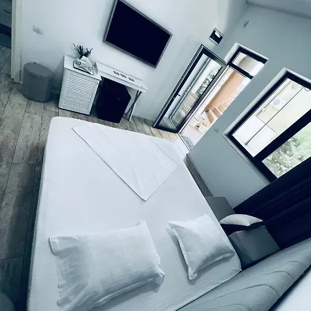 בית הארחה Cazare Mamaia Nord Gabriela *